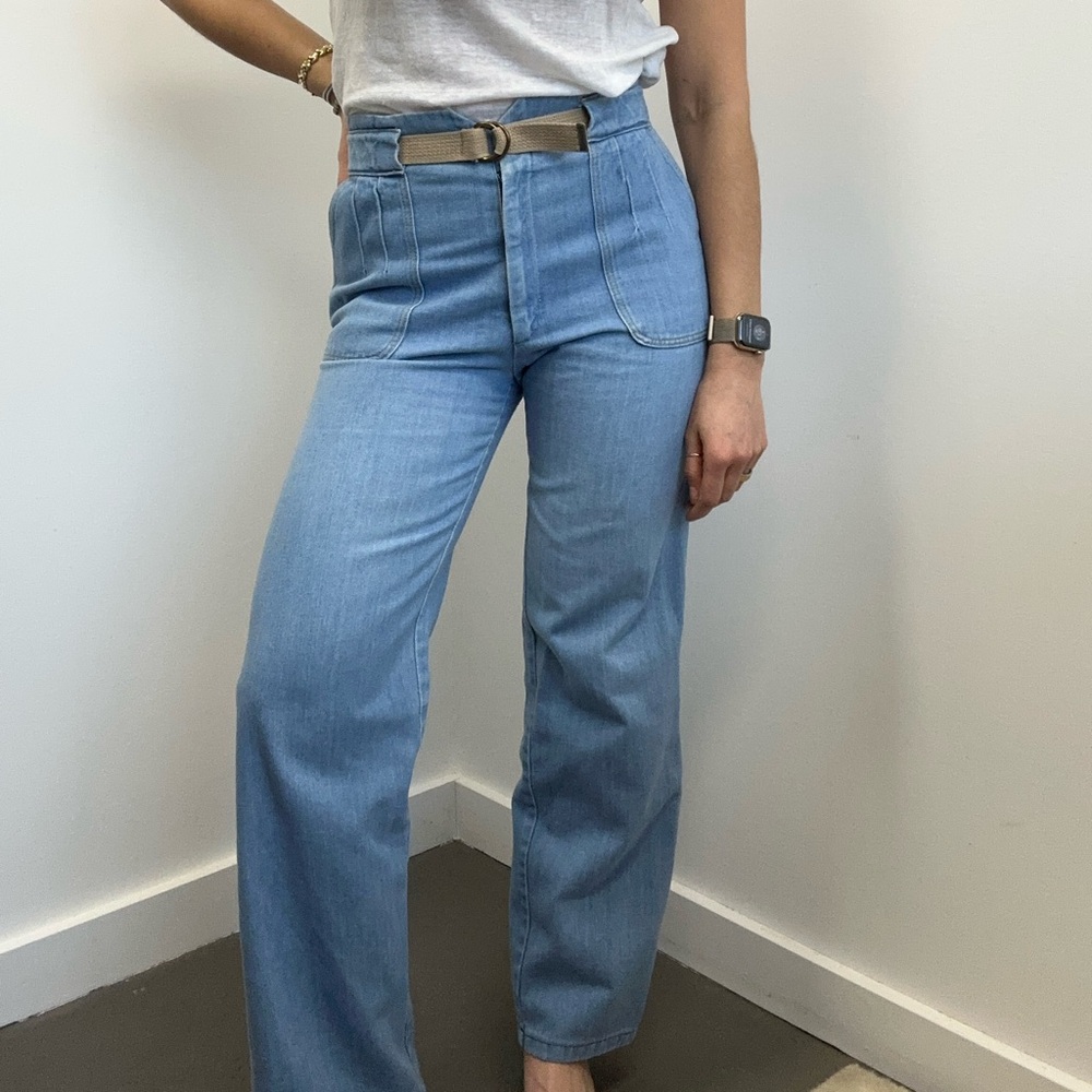 Vintage 70’s High Rise Wide Straight Leg Light Wash Jeans Belt Included Size 26
